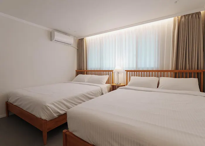 Marie's House 202 Hongdae B&B 3*
